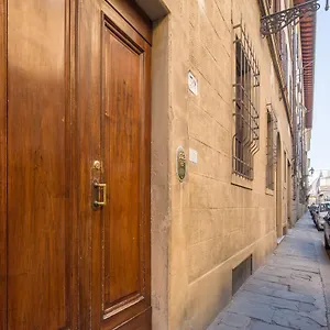 https://capponi-suite.it-tuscanyhotel.com